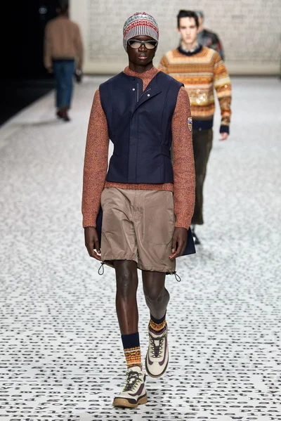 Look 47